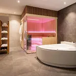 Boerderij Met Binnenzwembad & Wellness - 10 Personen *
