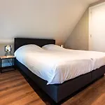 Willa Boerderij Met Binnenzwembad & Wellness - 10 Personen Wekerom