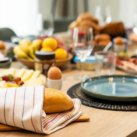 Boerderij Met Binnenzwembad & Wellness - 10 Personen * Wekerom
