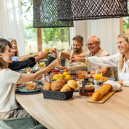 Villa Boerderij Met Binnenzwembad & Wellness - 10 Personen *