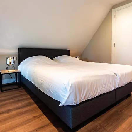 别墅 Boerderij Met Binnenzwembad & Wellness - 10 Personen Wekerom