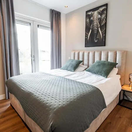 Boerderij Met Binnenzwembad & Wellness - 10 Personen