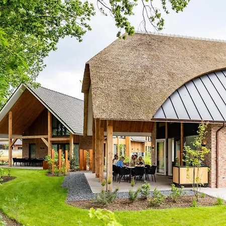 Boerderij Met Binnenzwembad & Wellness - 10 Personen Wekerom