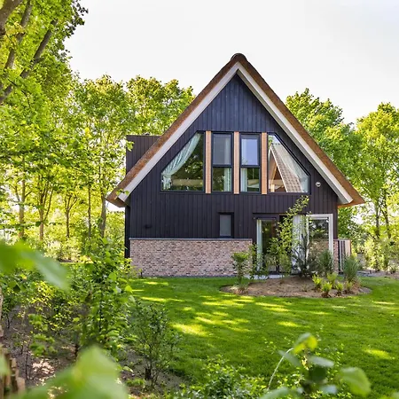 Willa Boerderij Met Binnenzwembad & Wellness - 10 Personen