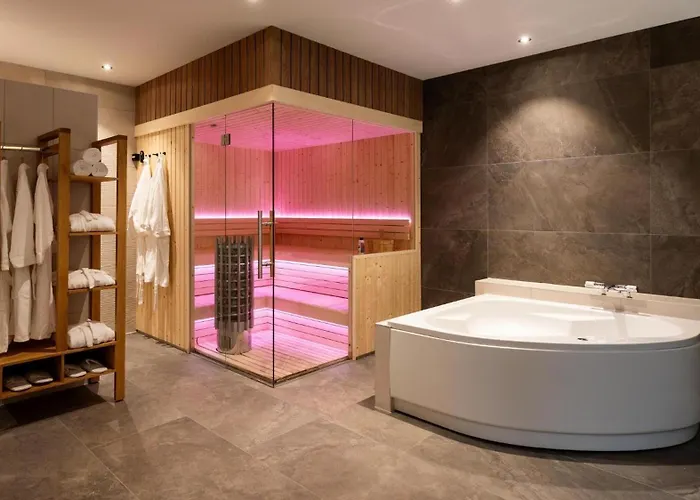 Willa Boerderij Met Binnenzwembad & Wellness - 10 Personen