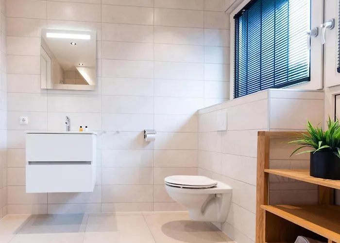 Boerderij Met Binnenzwembad & Wellness - 10 Personen