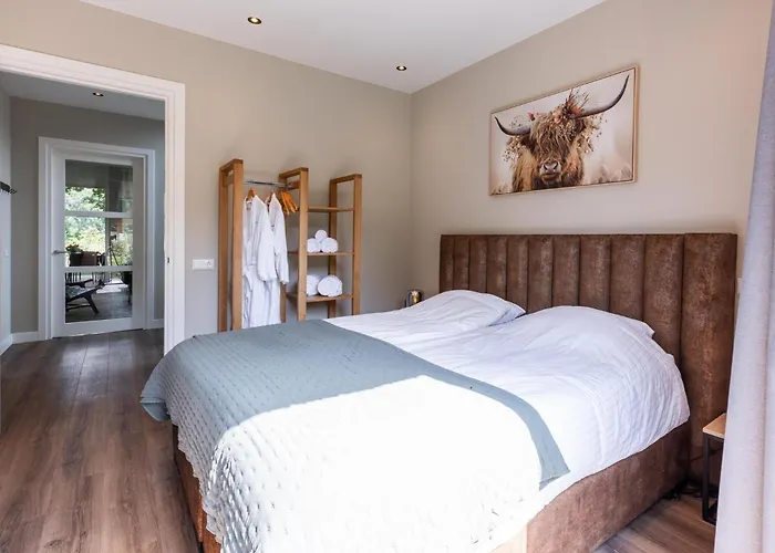 Boerderij Met Binnenzwembad & Wellness - 10 Personen Willa