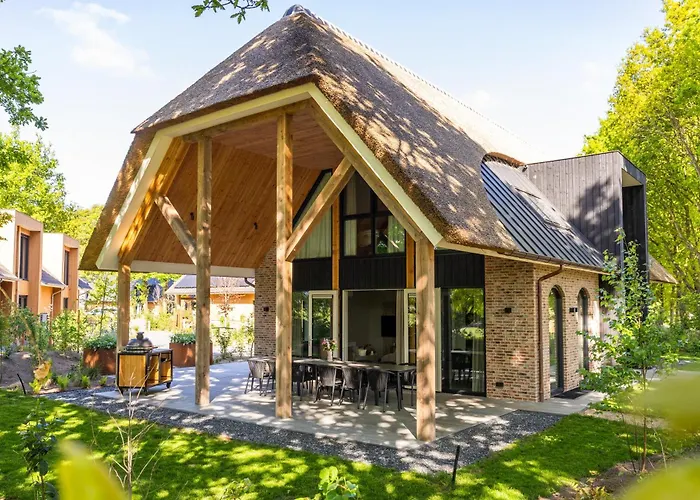 Willa Boerderij Met Binnenzwembad & Wellness - 10 Personen Wekerom