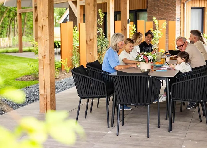 Willa Boerderij Met Binnenzwembad & Wellness - 10 Personen